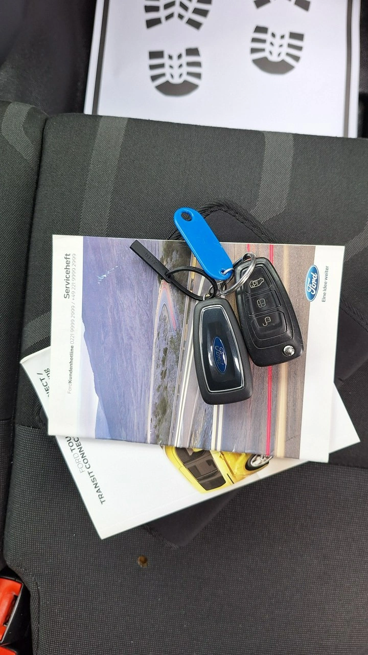 Ford Transit Connect - Zdjęcie 16