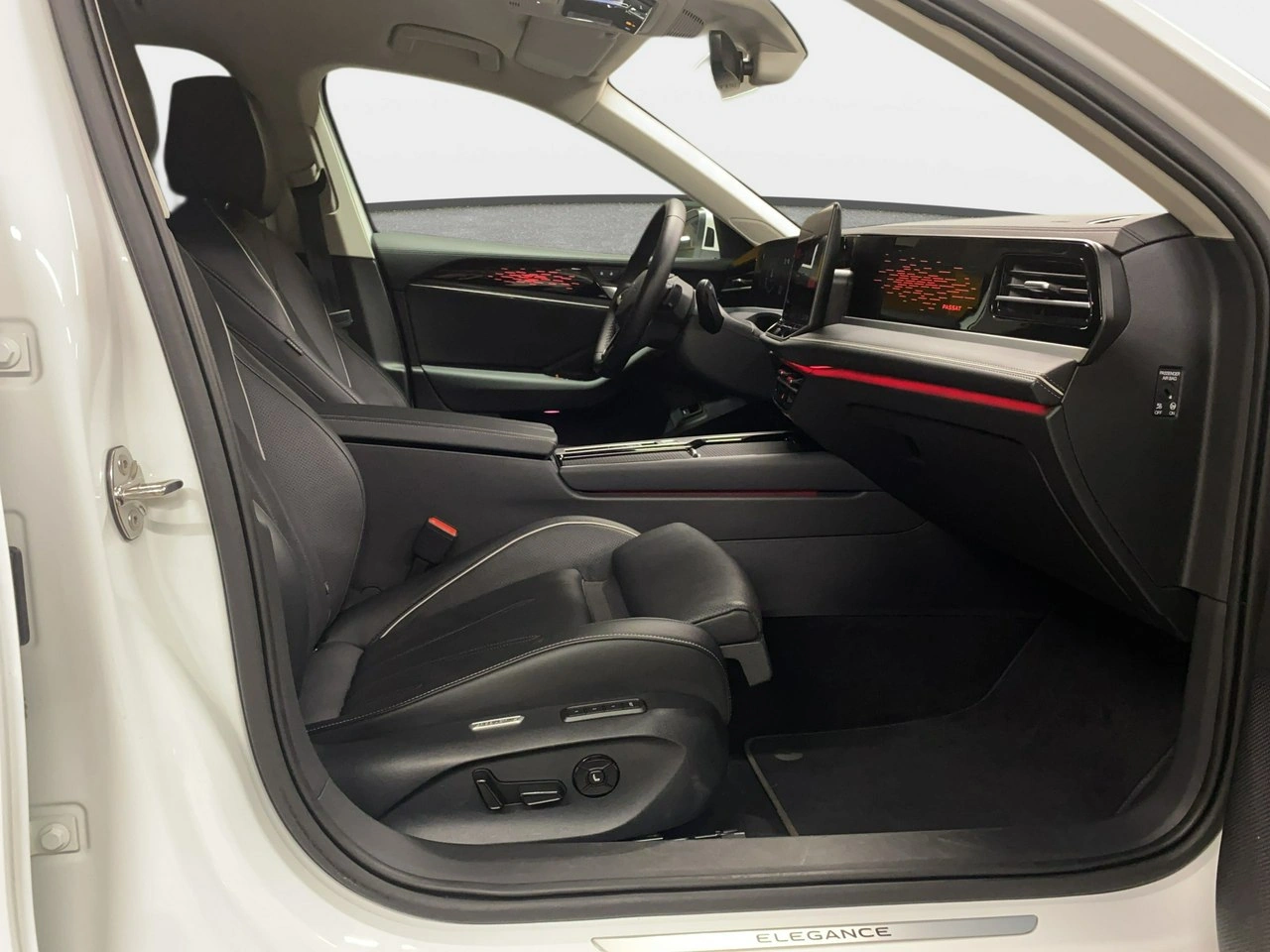 Volkswagen Passat Variant - Zdjęcie 11