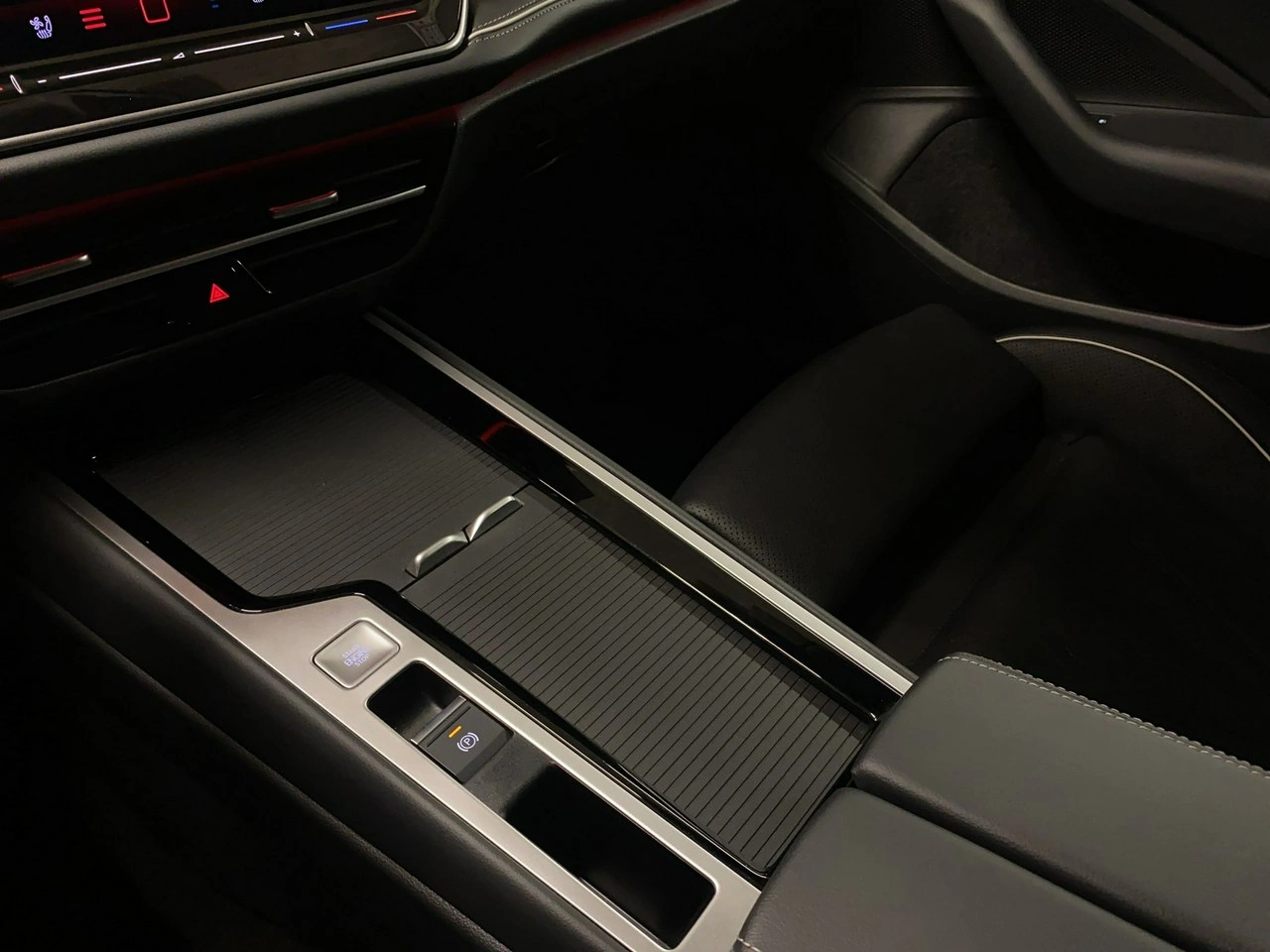 Volkswagen Passat Variant - Zdjęcie 34