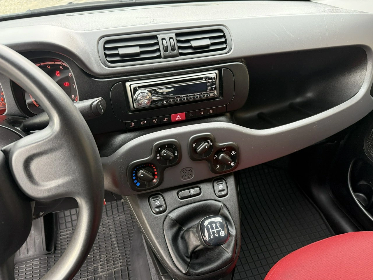 Fiat Panda - Zdjęcie 15