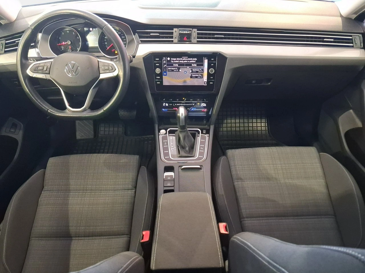 Volkswagen Passat - Zdjęcie 15