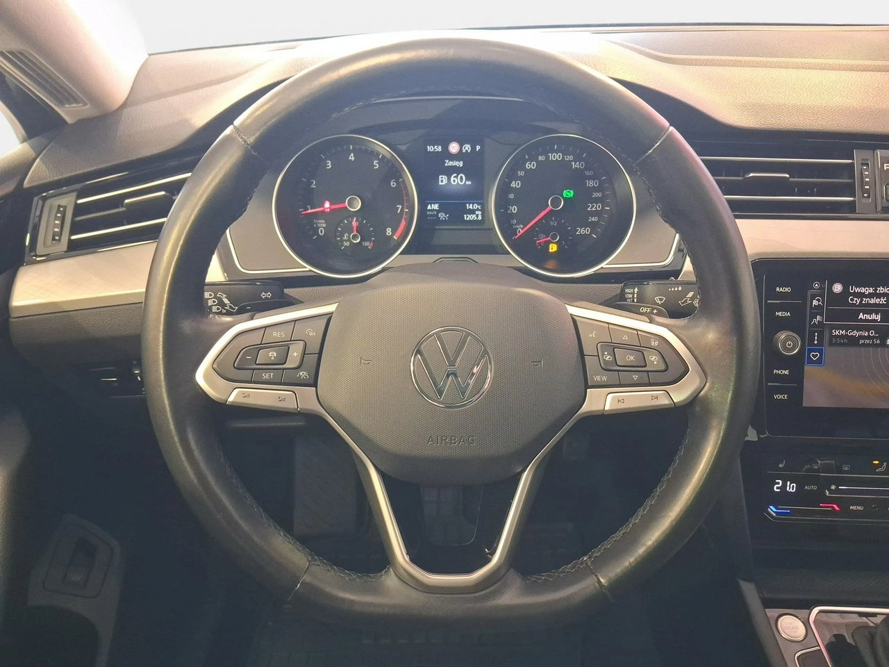 Volkswagen Passat - Zdjęcie 16