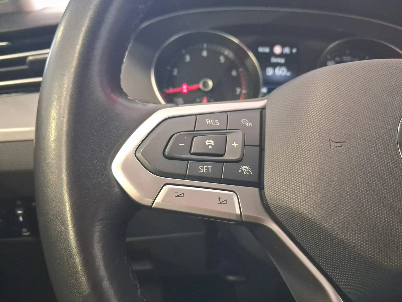 Volkswagen Passat - Zdjęcie 19