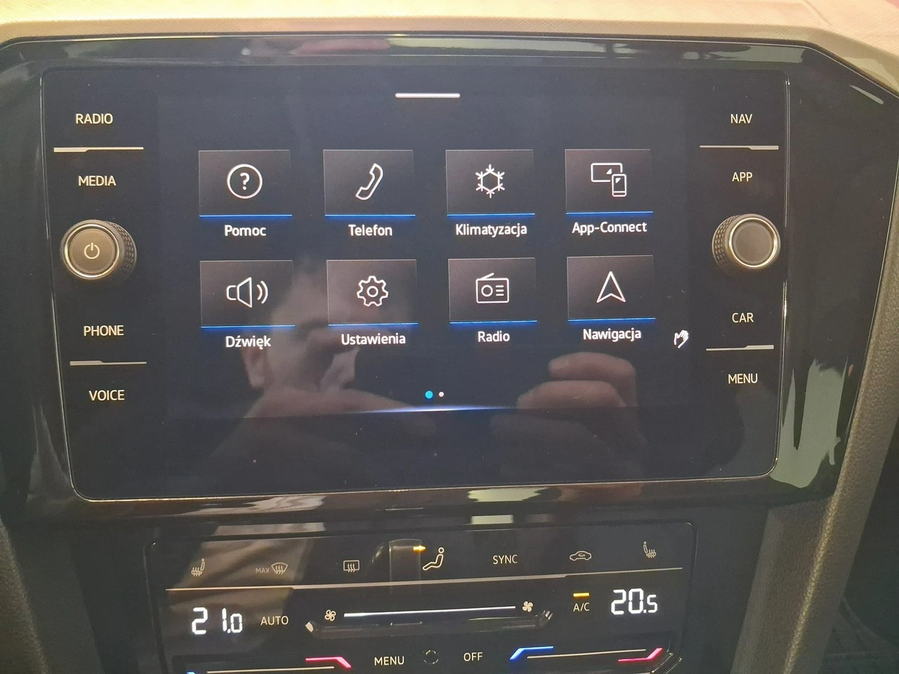 Volkswagen Passat - Zdjęcie 25