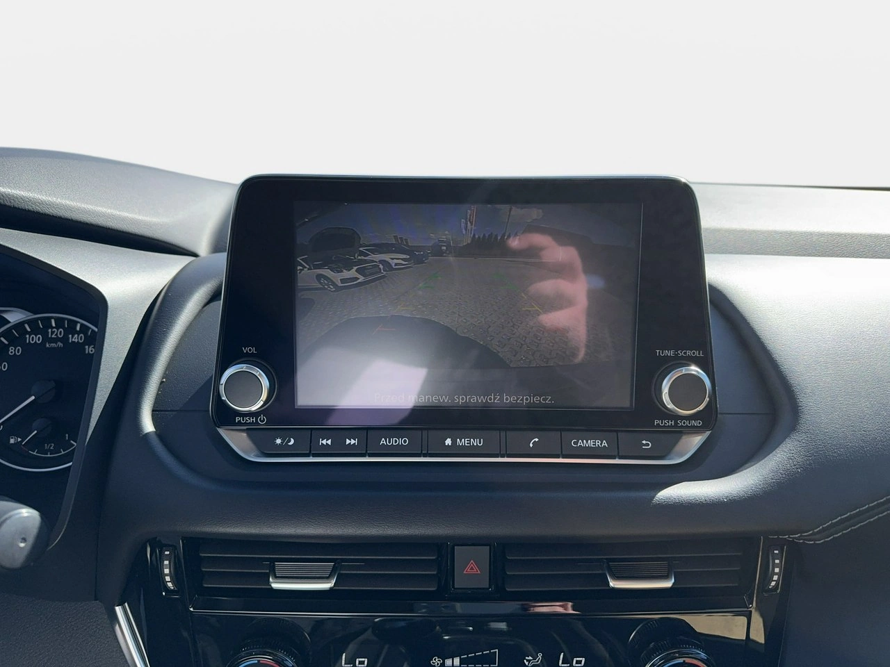 Nissan Qashqai - Zdjęcie 22