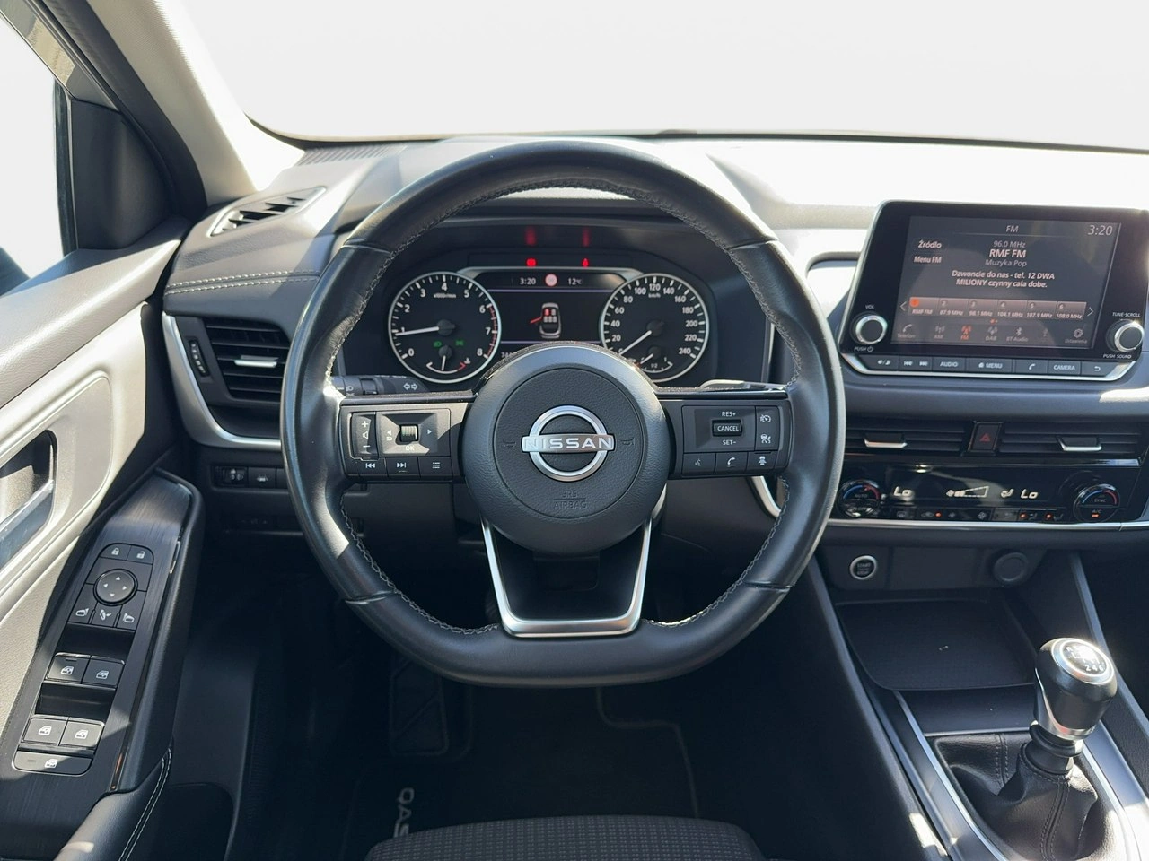 Nissan Qashqai - Zdjęcie 23