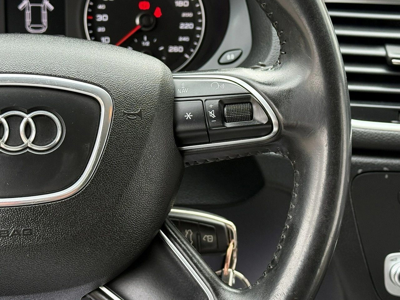 Audi Q3 - Zdjęcie 18