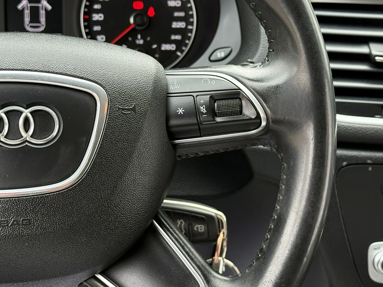 Audi Q3 - Zdjęcie 18