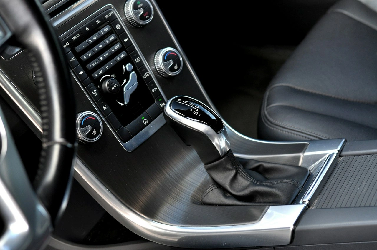 Volvo XC 60 - Zdjęcie 12