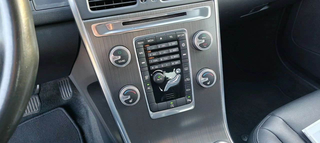 Volvo XC 60 - Zdjęcie 13