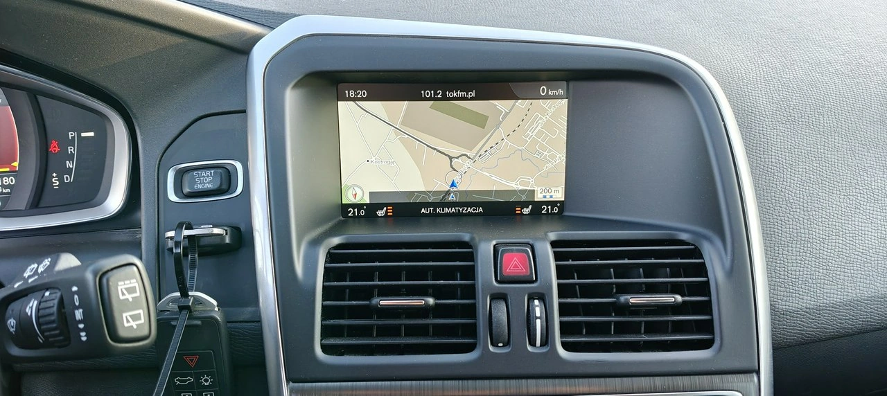 Volvo XC 60 - Zdjęcie 16