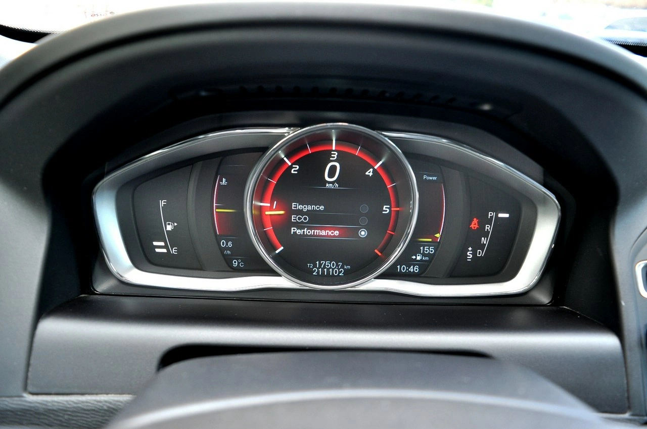 Volvo XC 60 - Zdjęcie 16