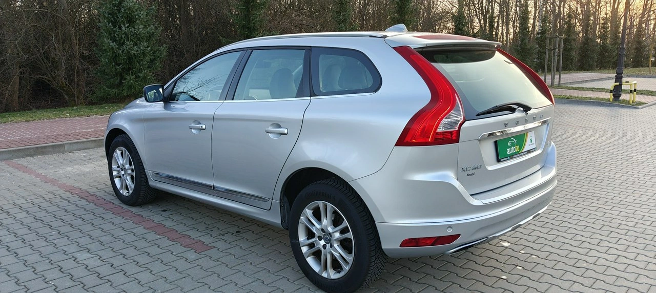 Volvo XC 60 - Zdjęcie 2