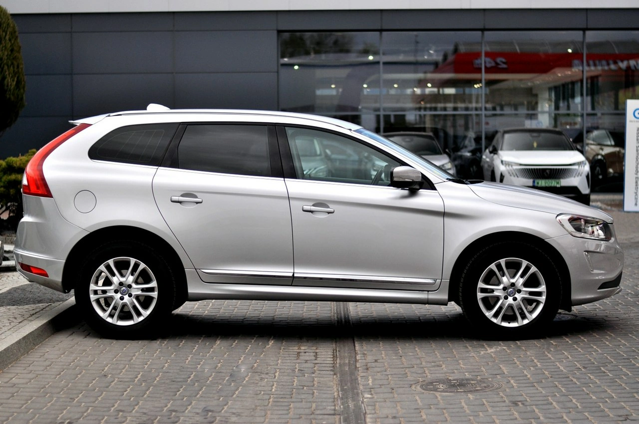 Volvo XC 60 - Zdjęcie 28