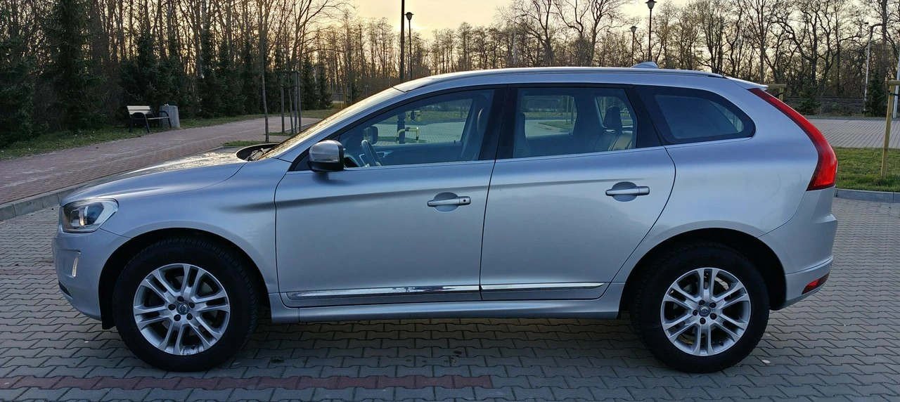 Volvo XC 60 - Zdjęcie 6