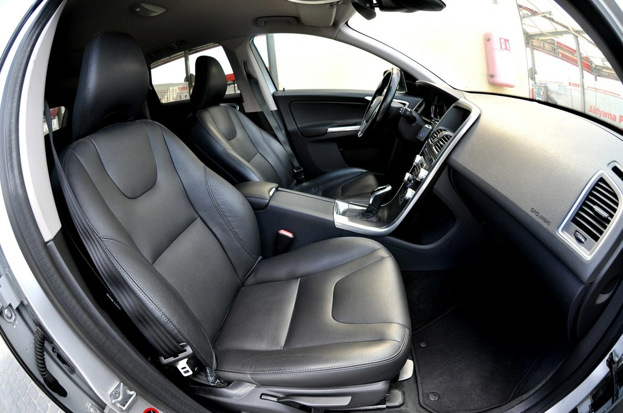 Volvo XC 60 - Zdjęcie 7