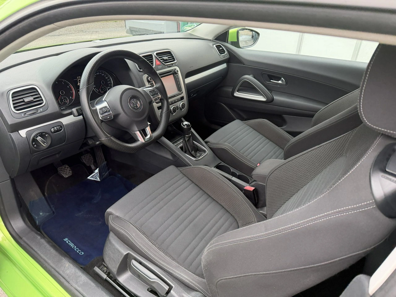 Volkswagen Scirocco - Zdjęcie 12