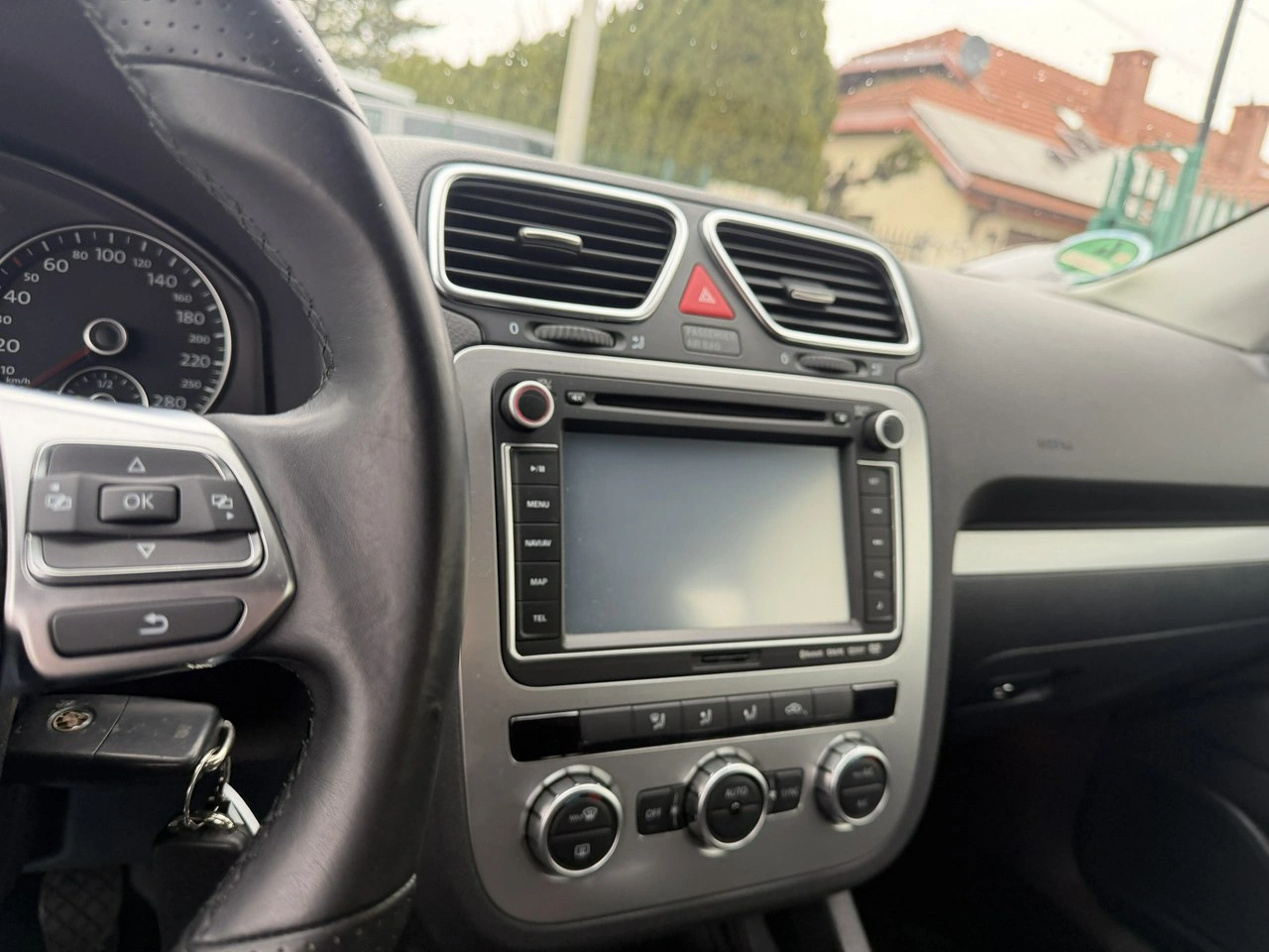 Volkswagen Scirocco - Zdjęcie 14