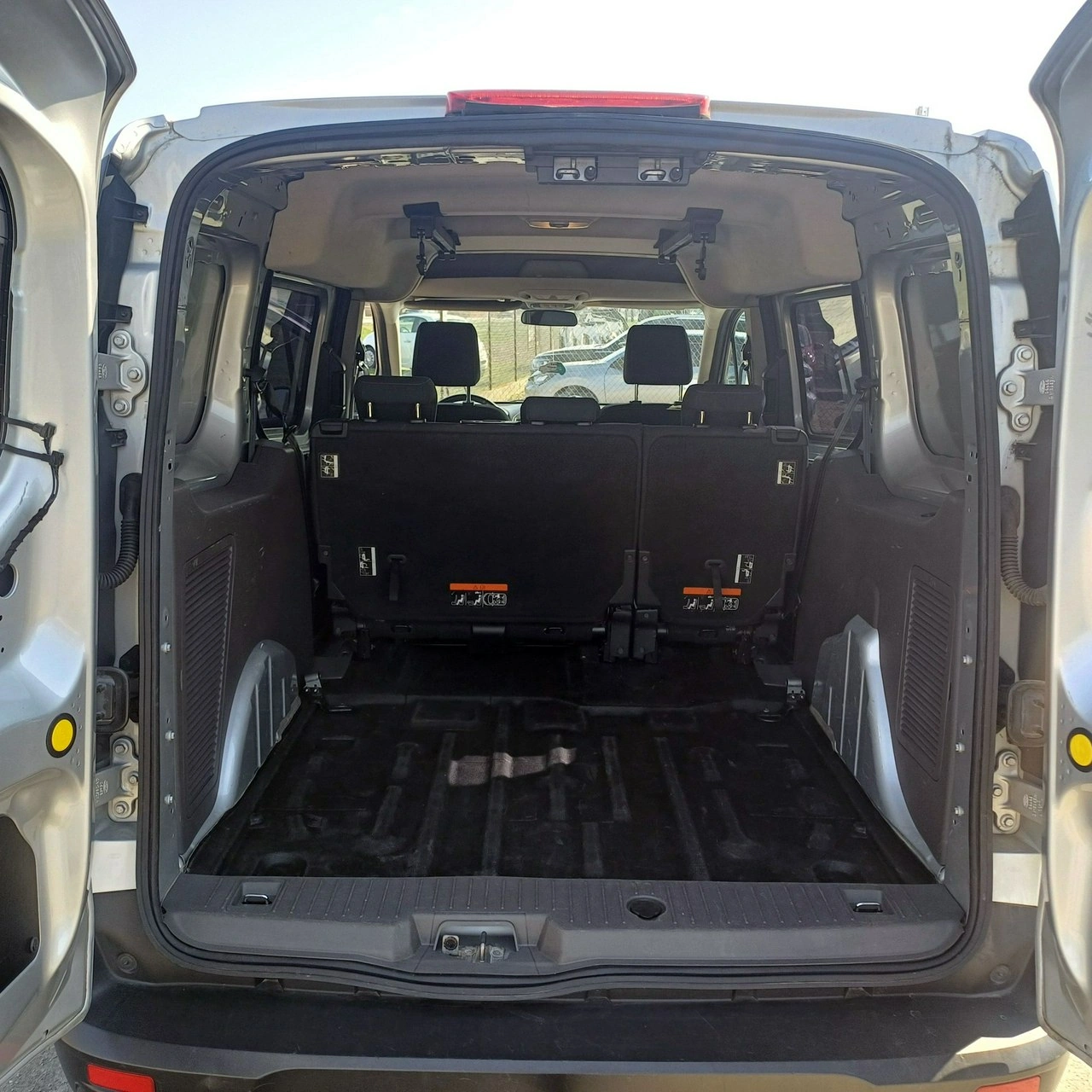 Ford Transit Connect - Zdjęcie 16