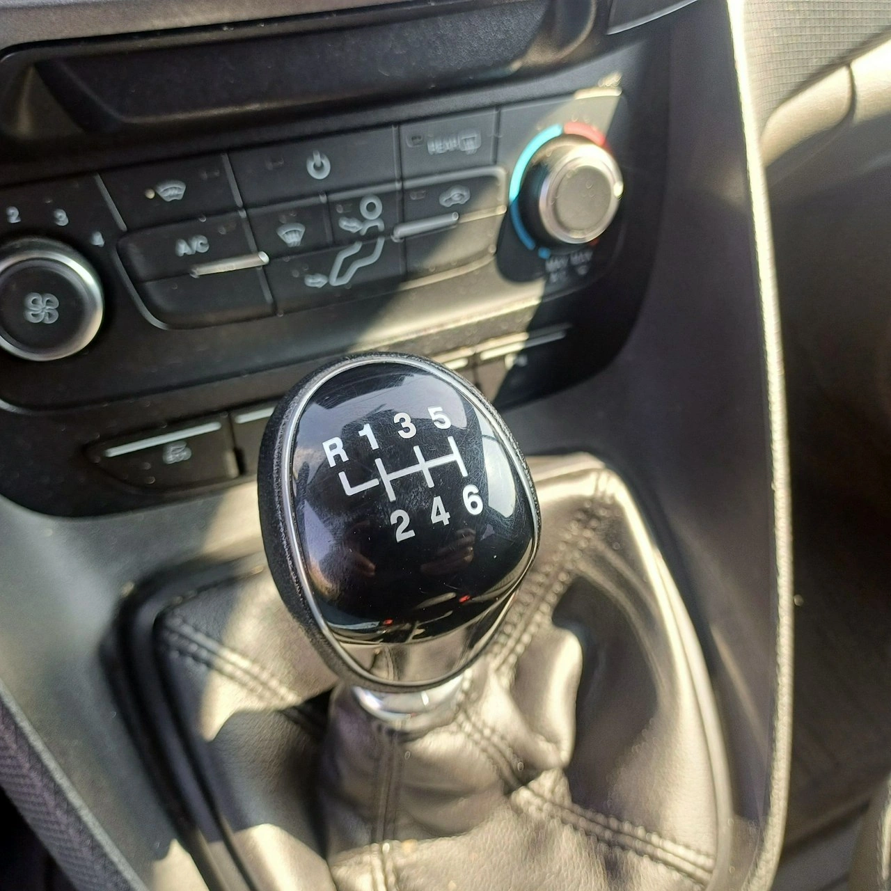 Ford Transit Connect - Zdjęcie 19