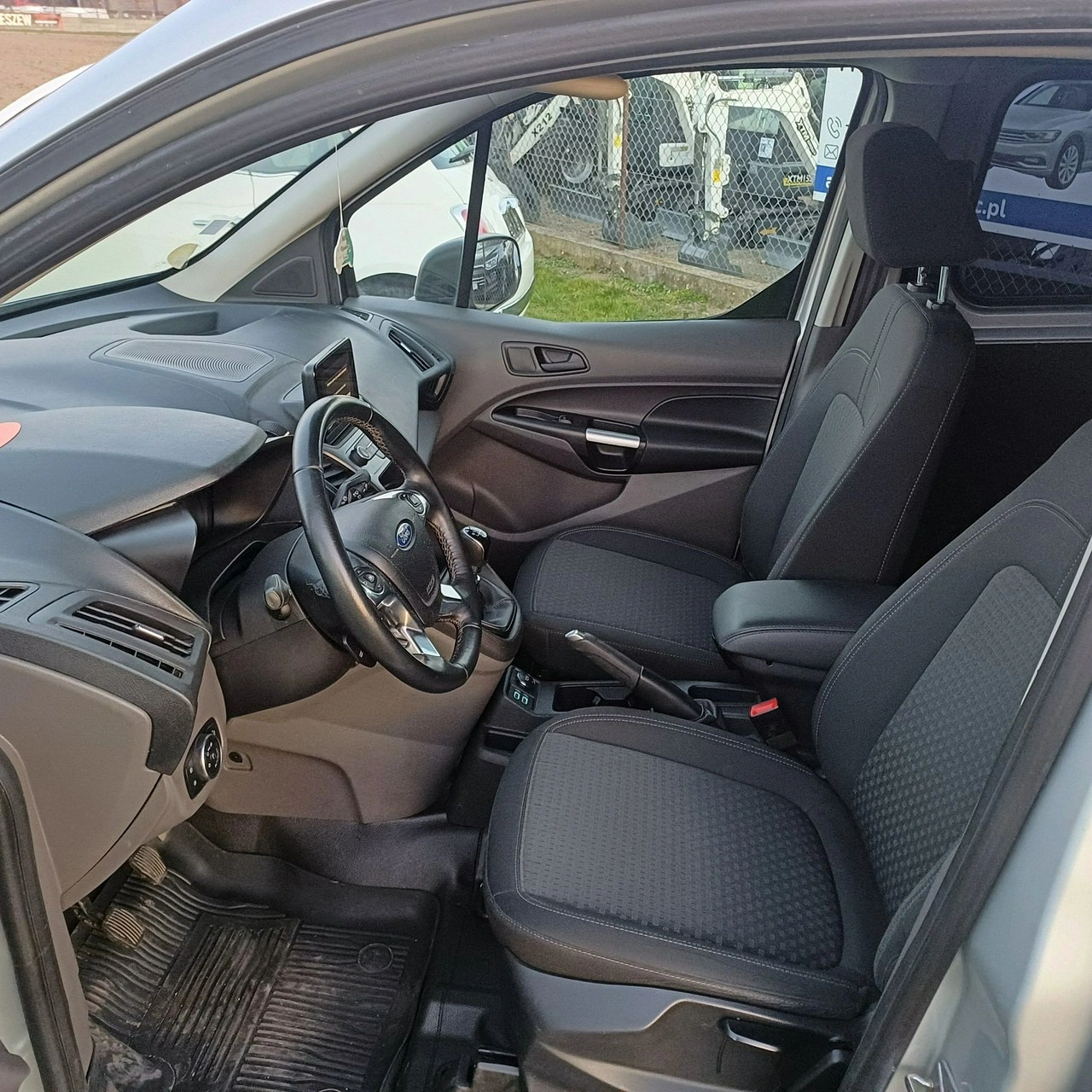 Ford Transit Connect - Zdjęcie 6