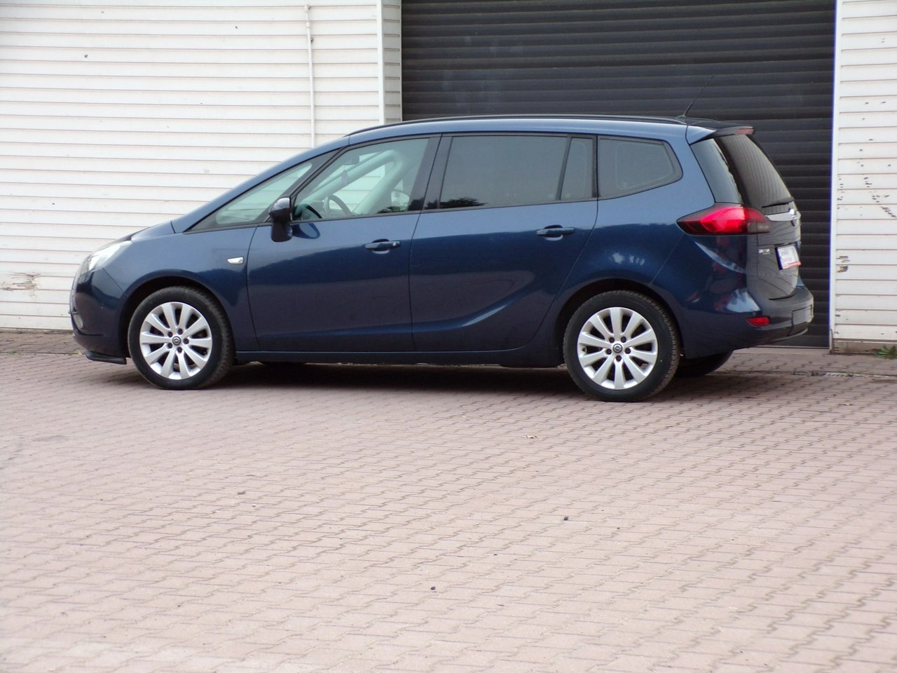 Opel Zafira - Zdjęcie 13