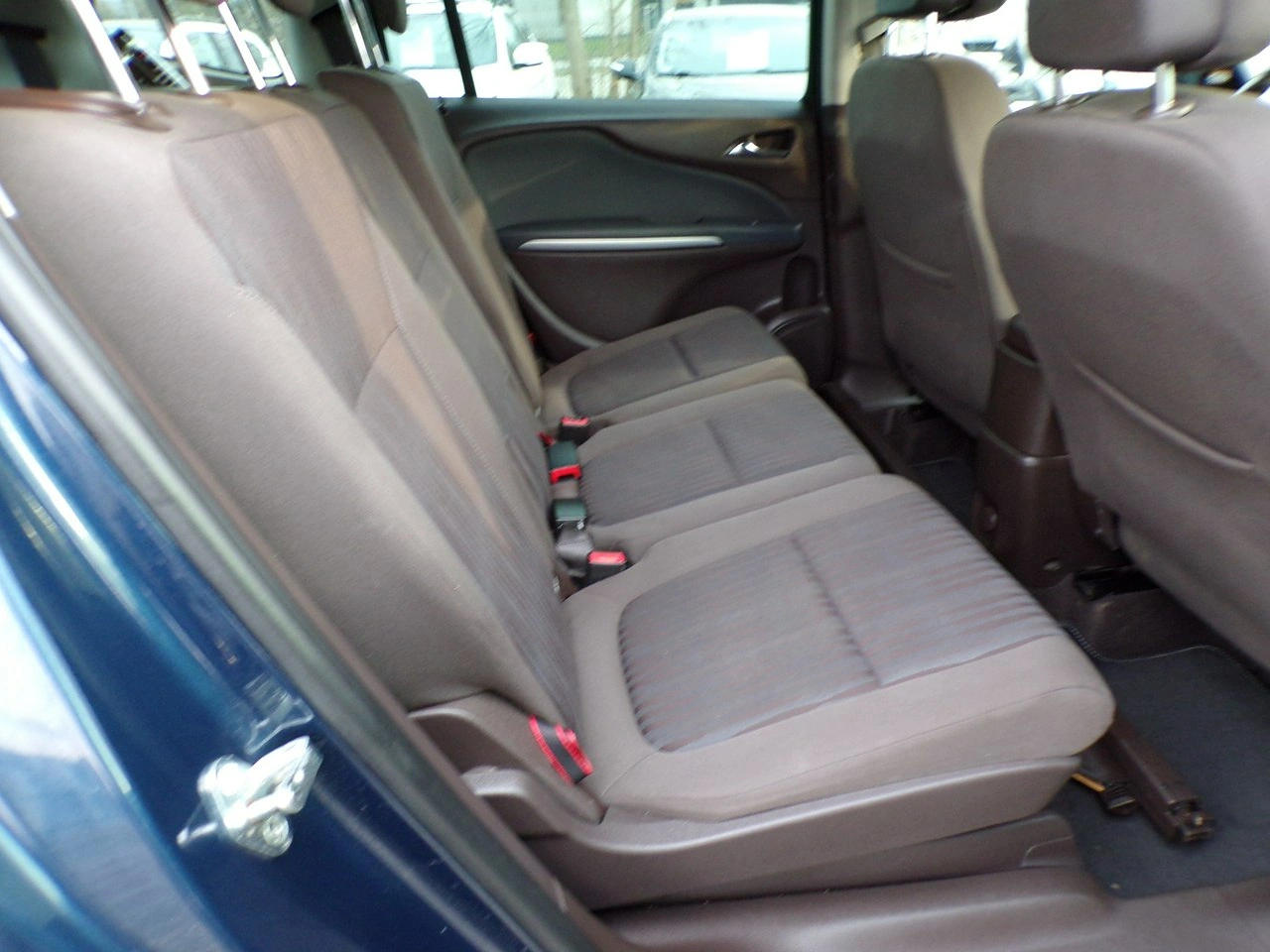 Opel Zafira - Zdjęcie 24