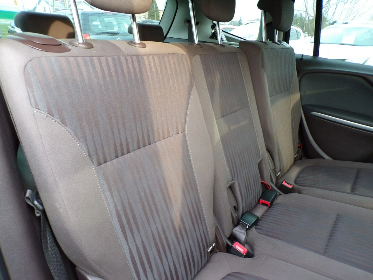 Opel Zafira - Zdjęcie 25