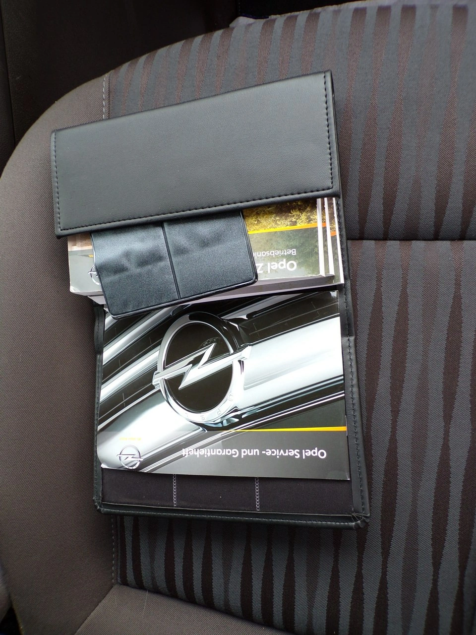 Opel Zafira - Zdjęcie 29