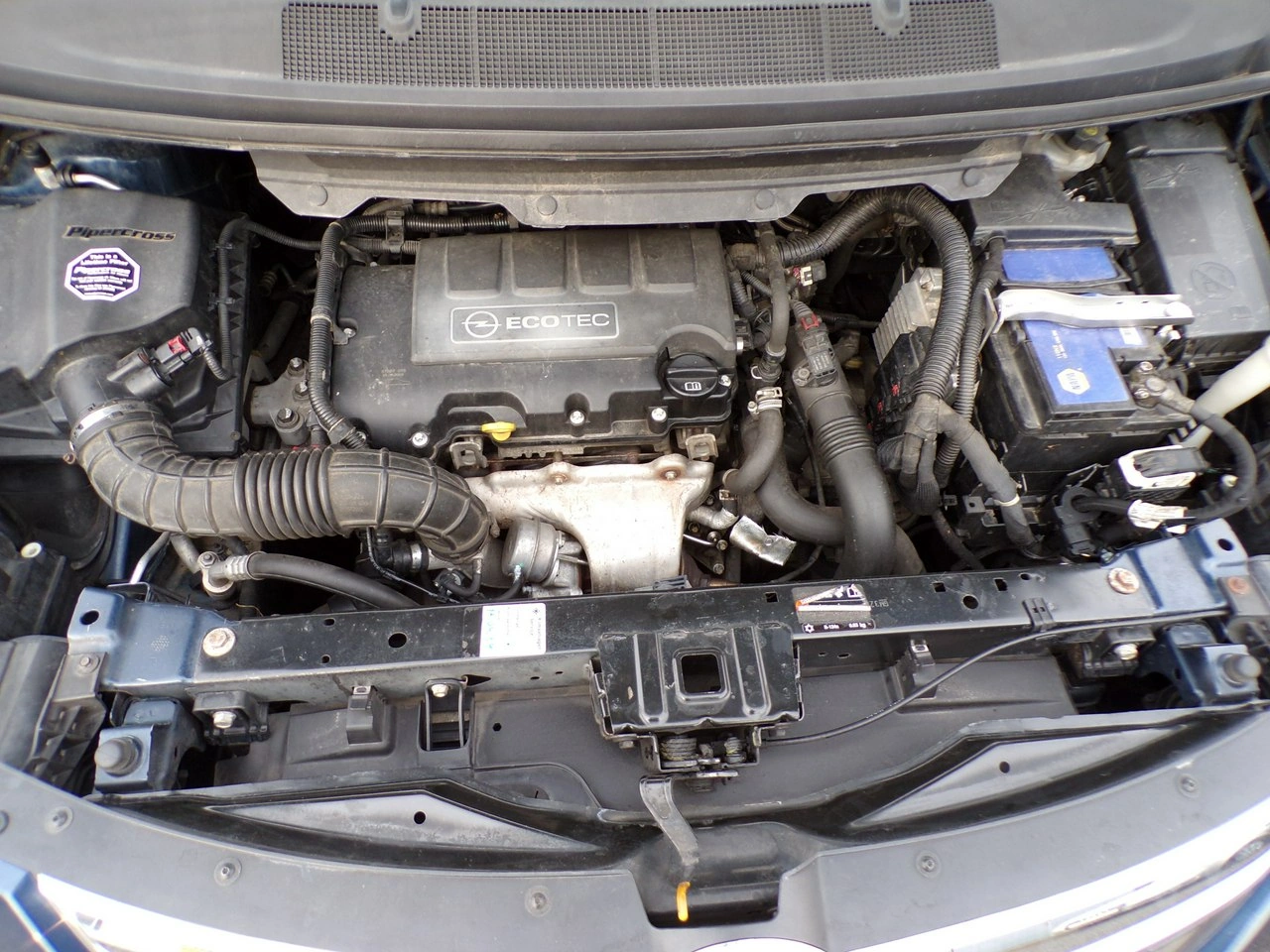 Opel Zafira - Zdjęcie 30