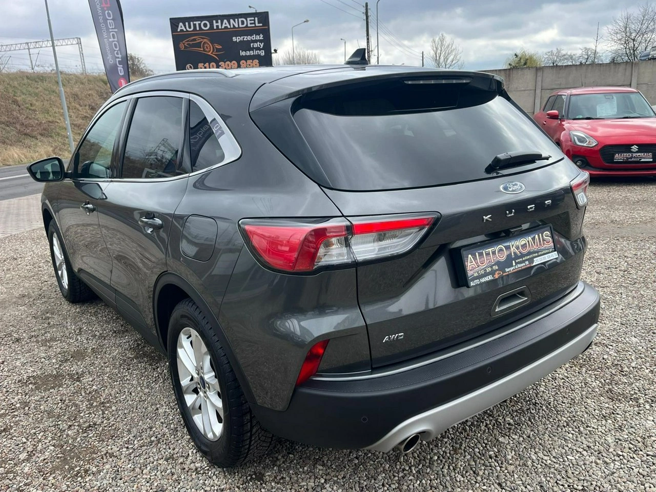 Ford Kuga - Zdjęcie 14