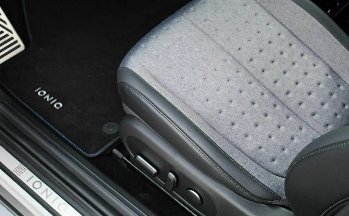 Hyundai IONIQ 5 - Zdjęcie 15