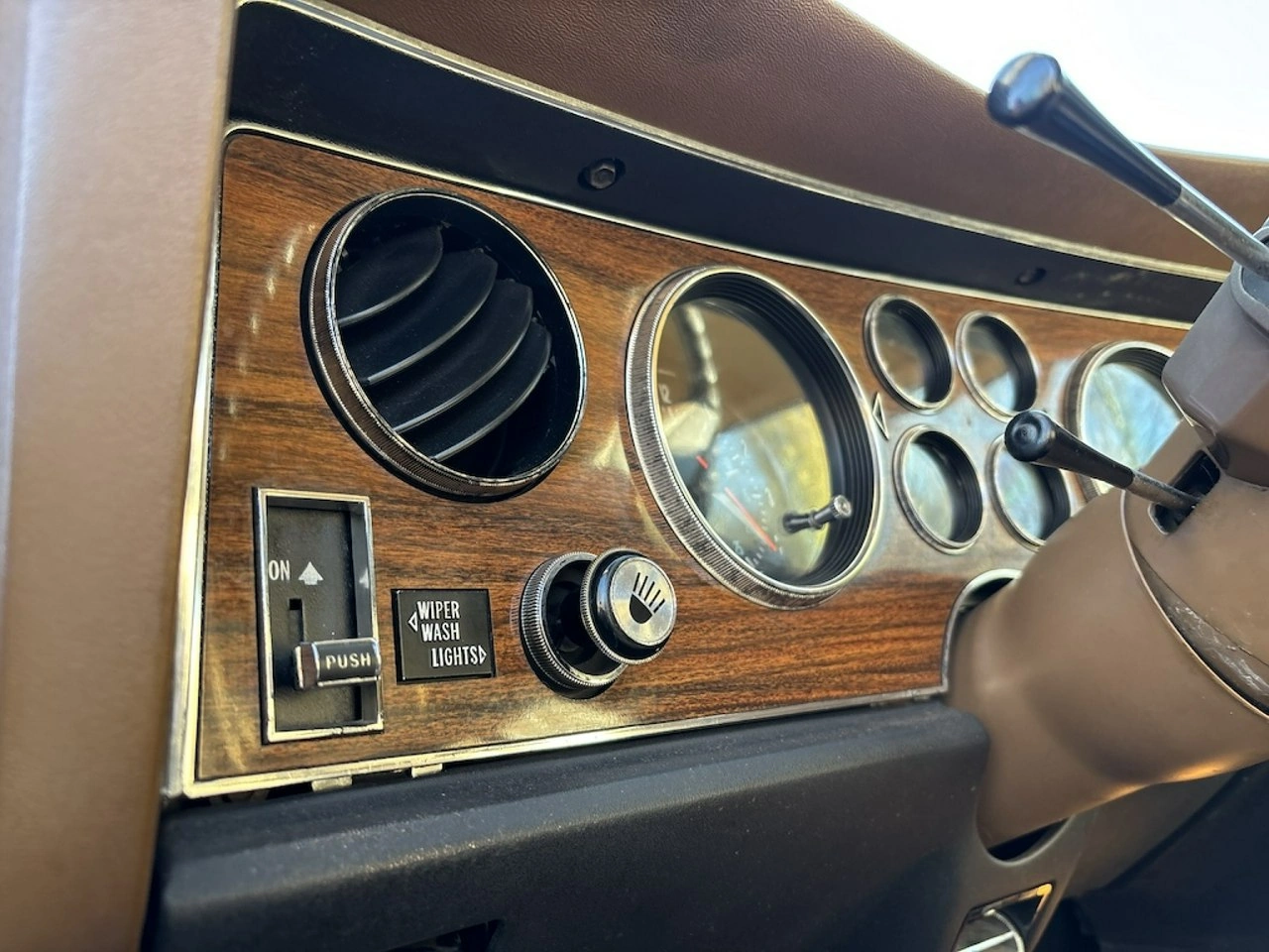 Pontiac Grand-Prix - Zdjęcie 59