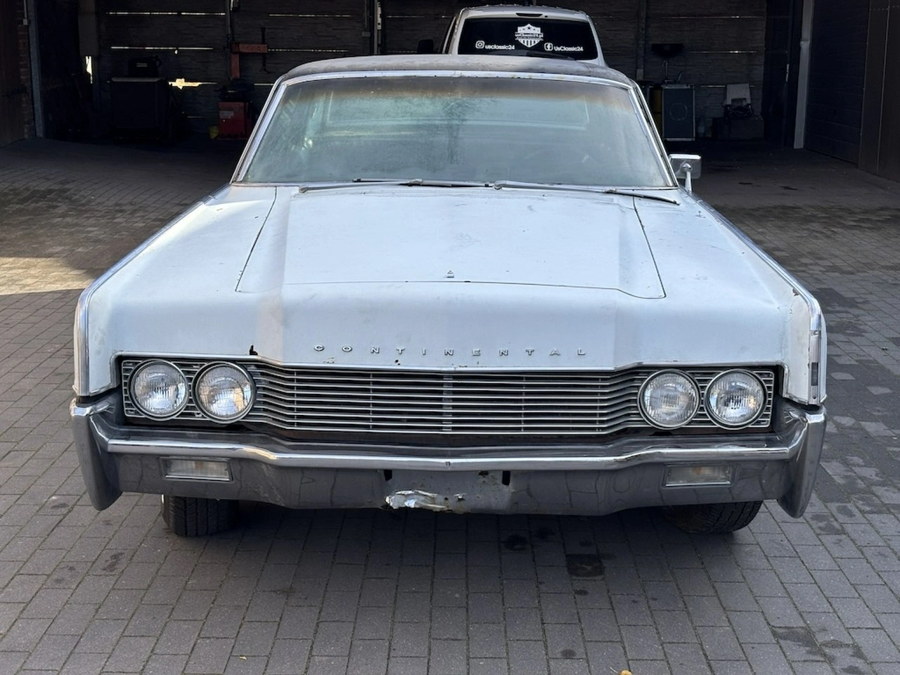 Lincoln Continental - Zdjęcie 1