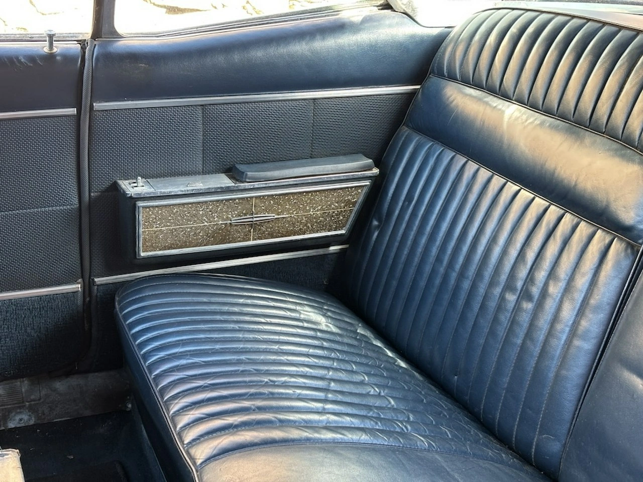 Lincoln Continental - Zdjęcie 20