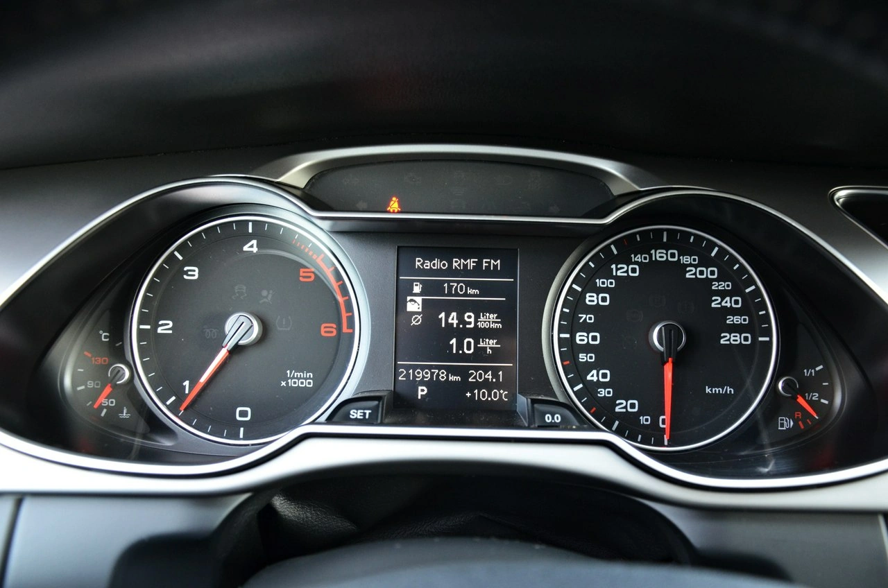 Audi A4 - Zdjęcie 38