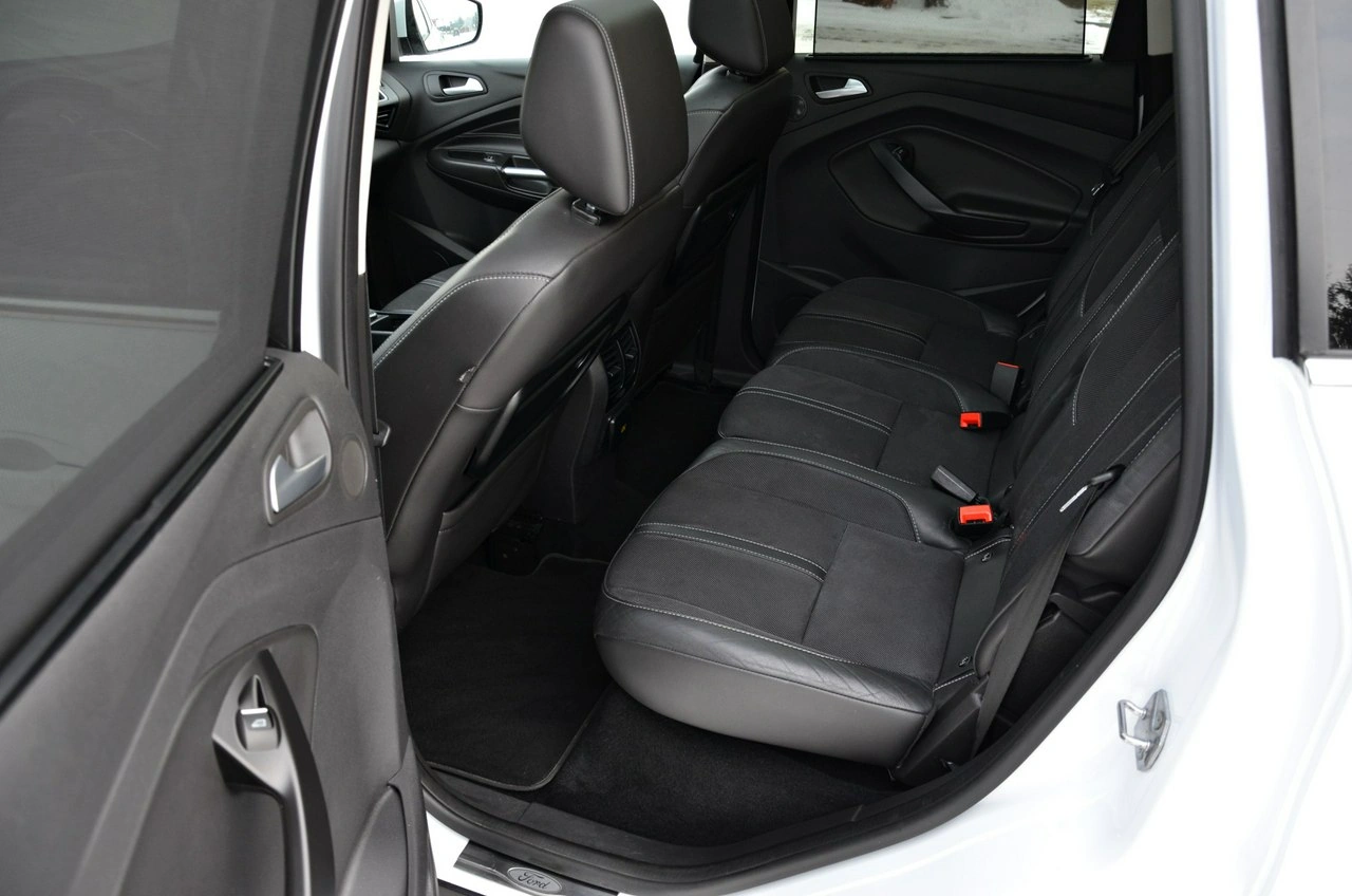 Ford C-MAX - Zdjęcie 30