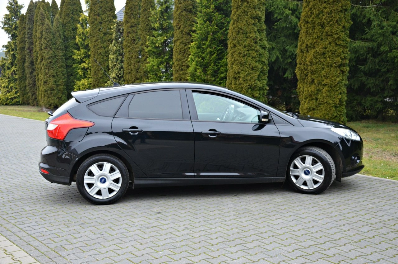 Ford Focus - Zdjęcie 25