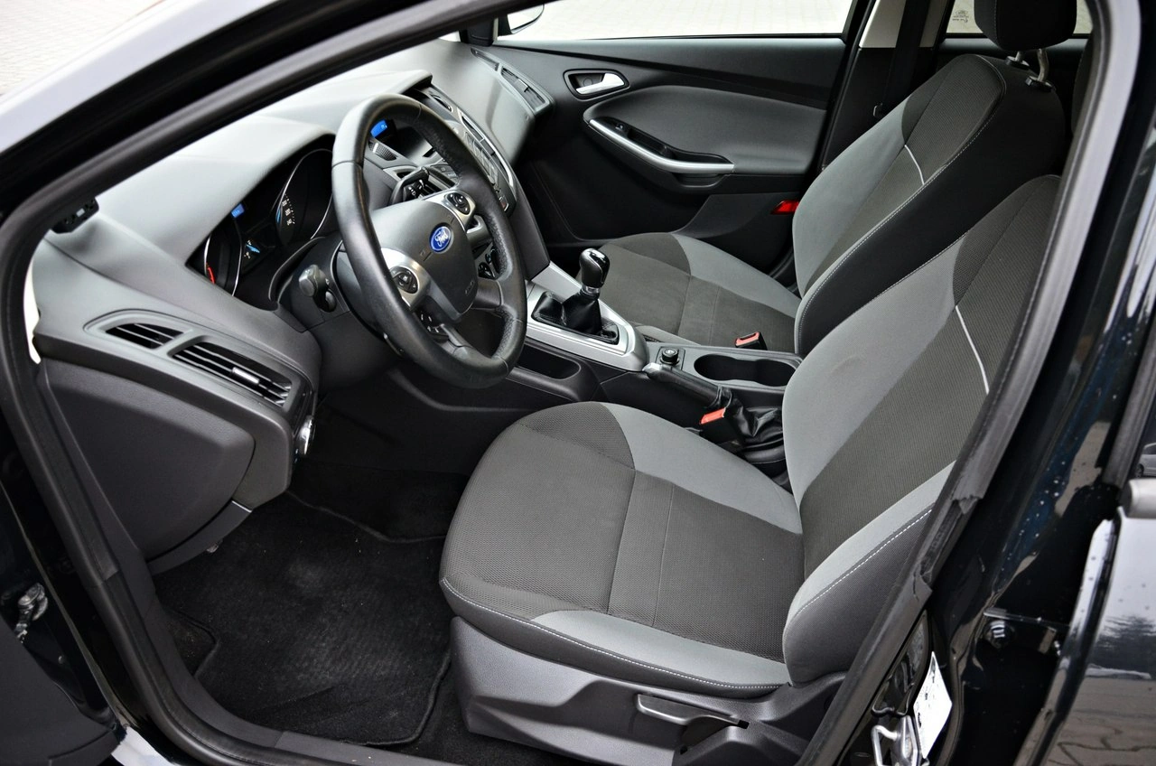 Ford Focus - Zdjęcie 27