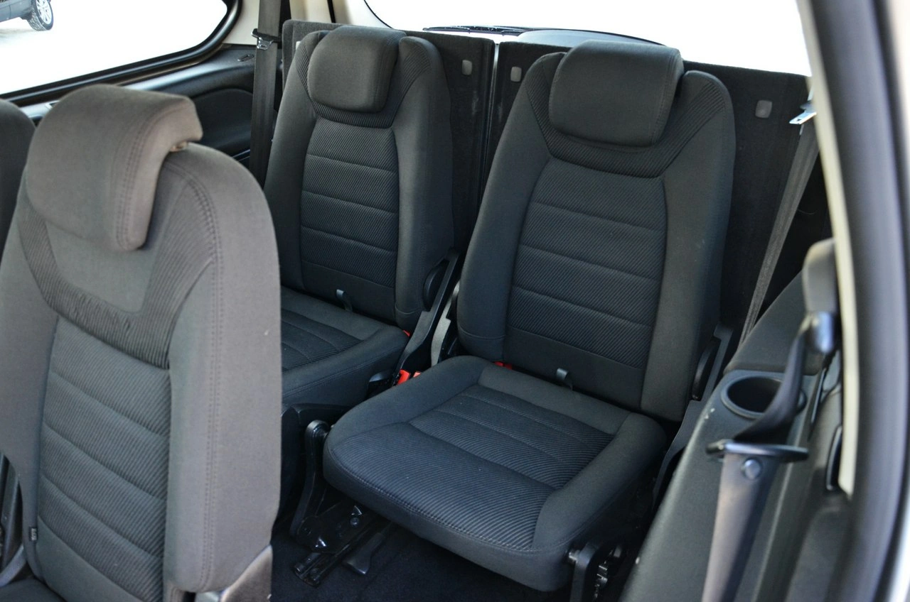 Ford Galaxy - Zdjęcie 34