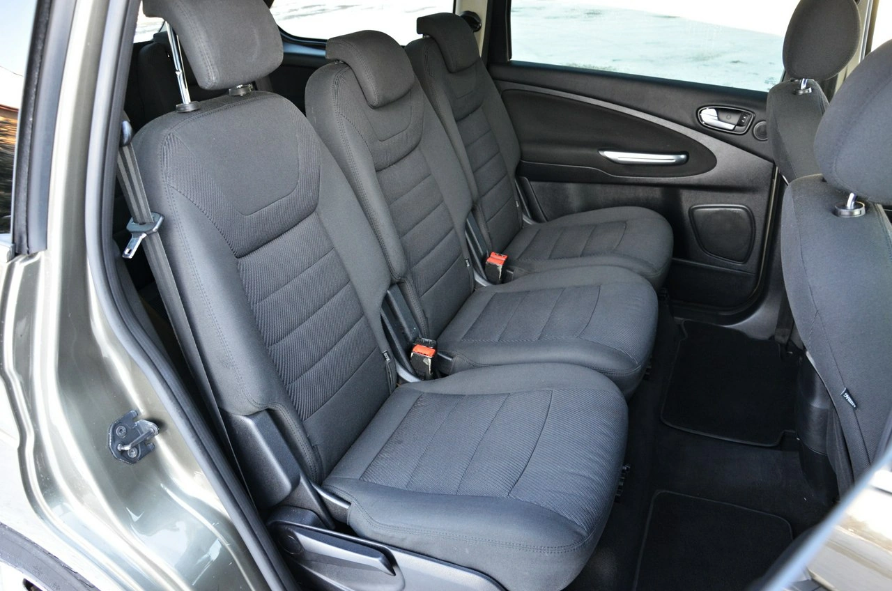 Ford Galaxy - Zdjęcie 36