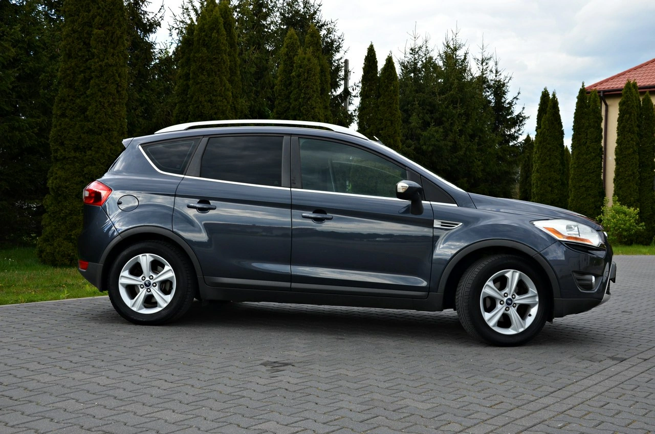 Ford Kuga - Zdjęcie 12