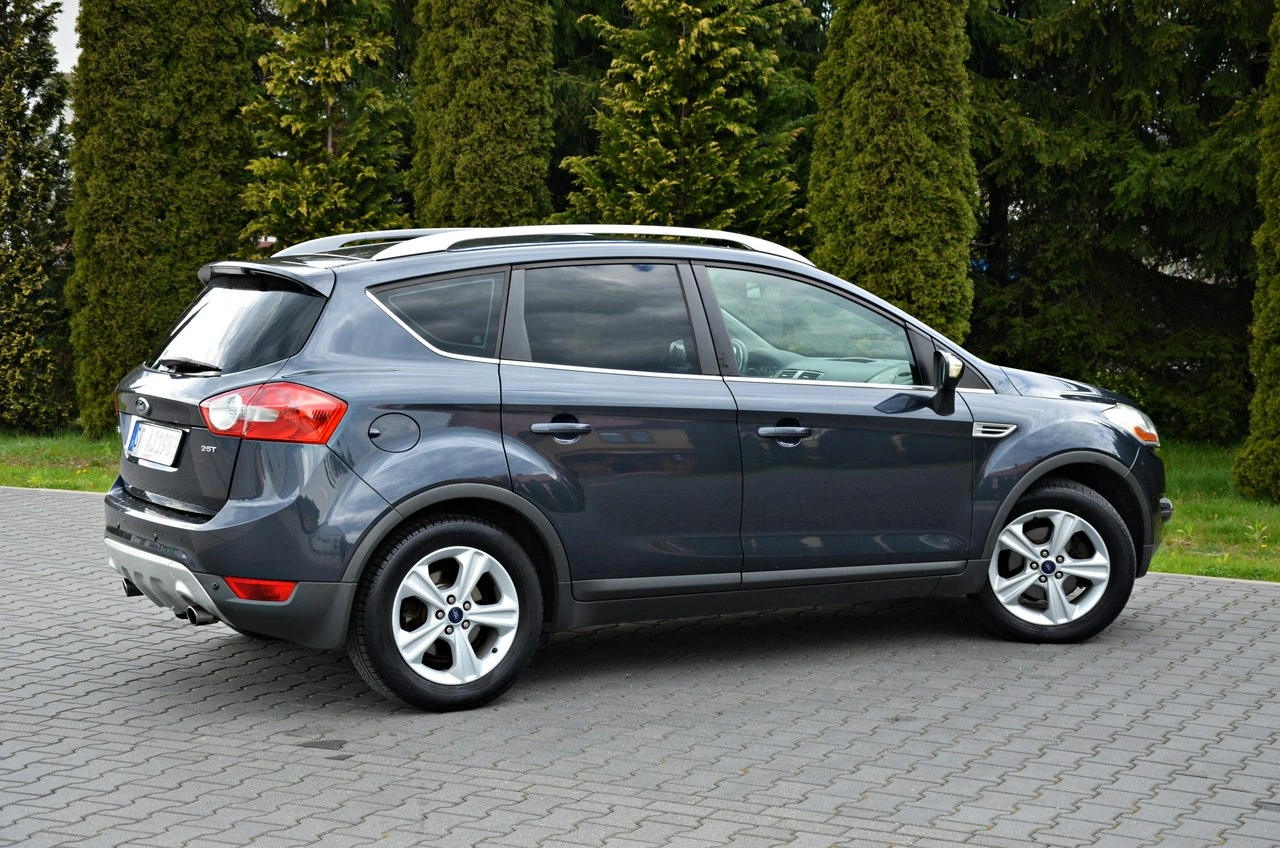 Ford Kuga - Zdjęcie 23
