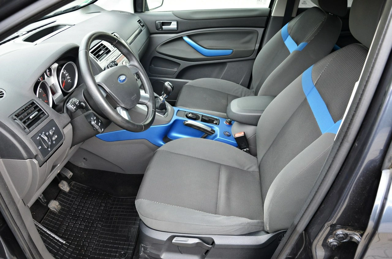 Ford Kuga - Zdjęcie 27