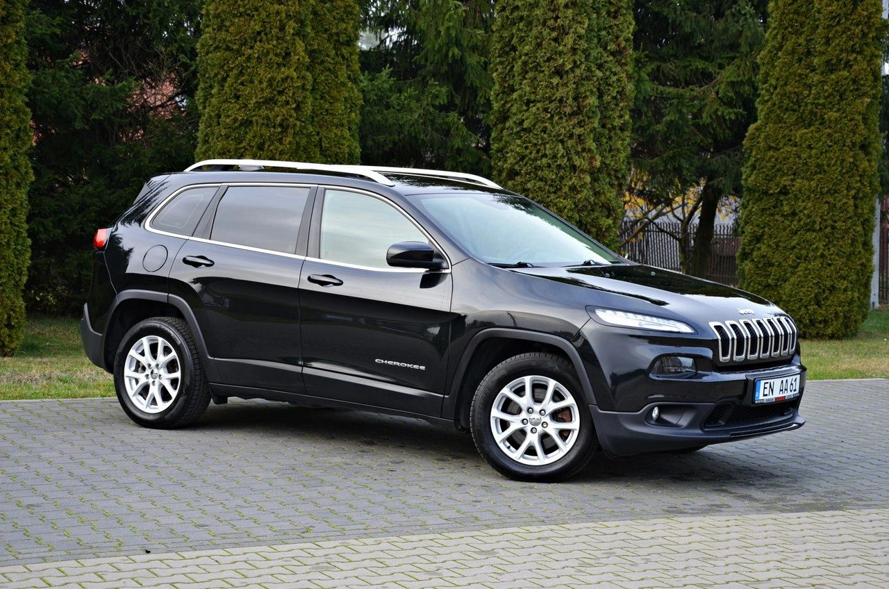 Jeep Cherokee - Zdjęcie 11