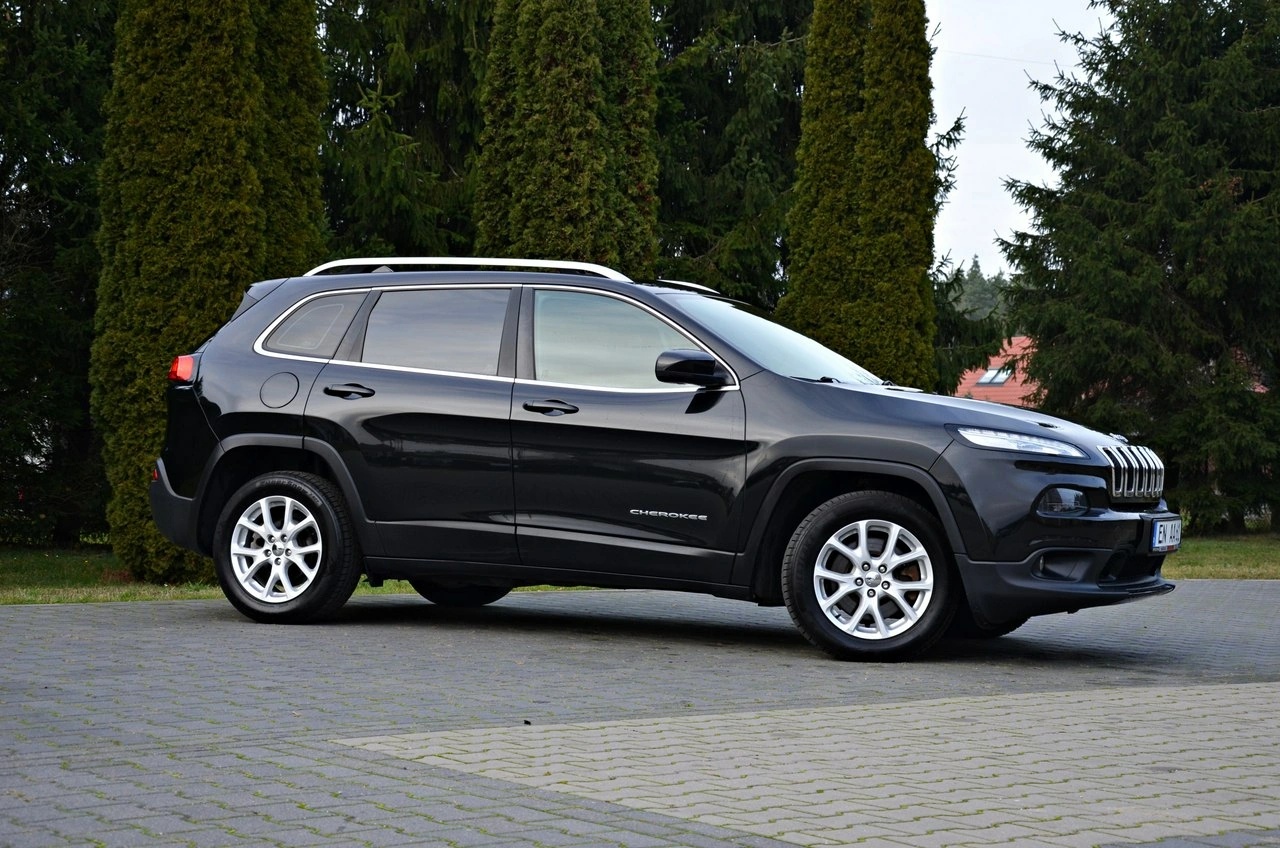 Jeep Cherokee - Zdjęcie 12