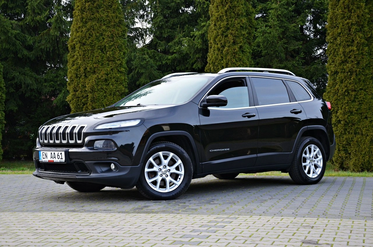 Jeep Cherokee - Zdjęcie 14