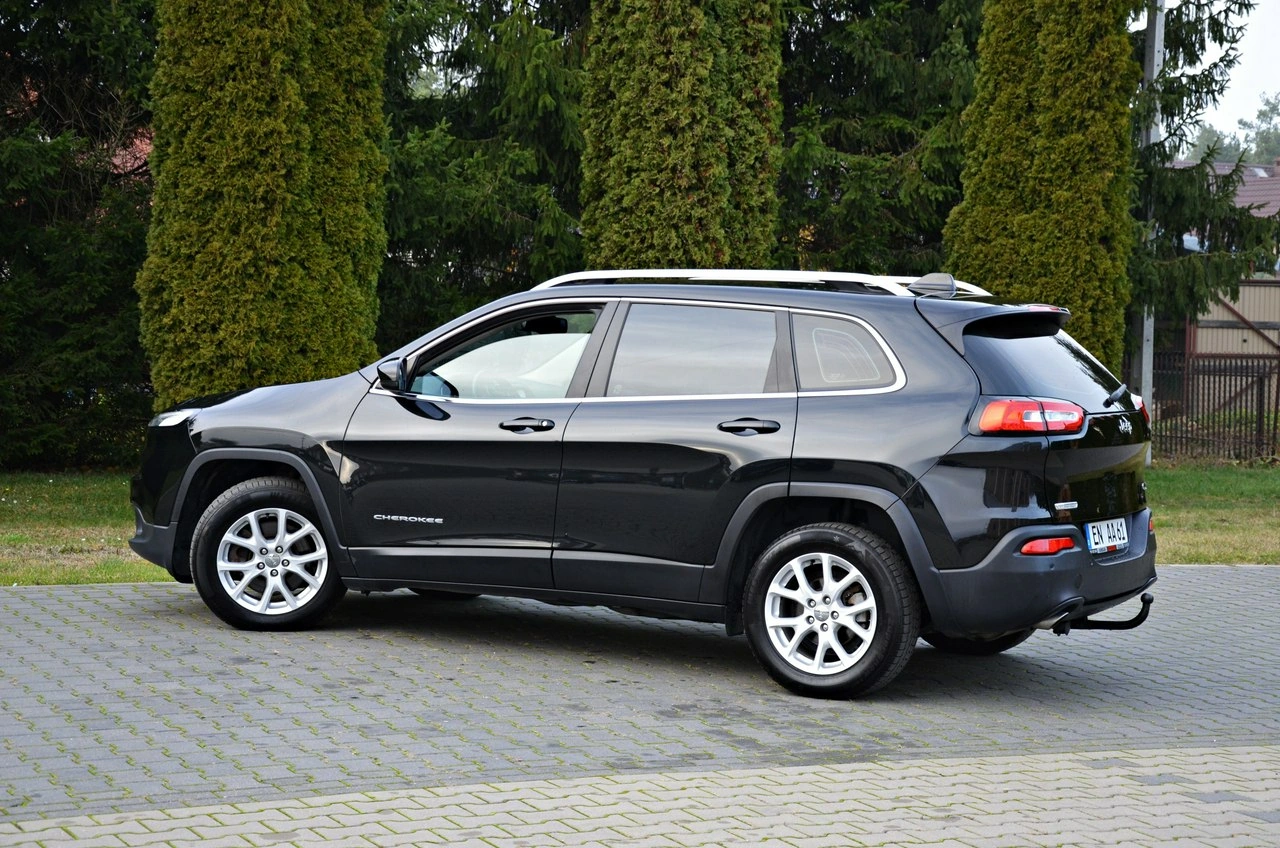 Jeep Cherokee - Zdjęcie 19