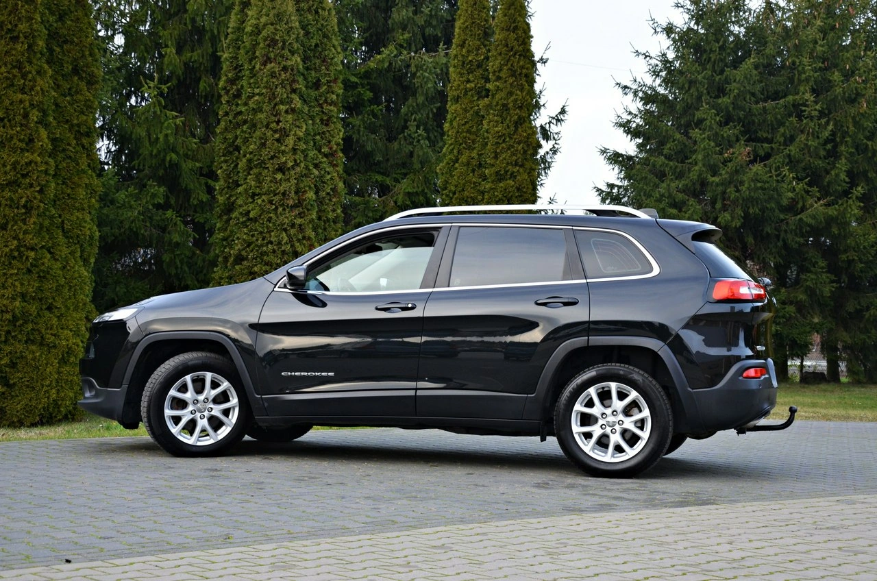 Jeep Cherokee - Zdjęcie 20