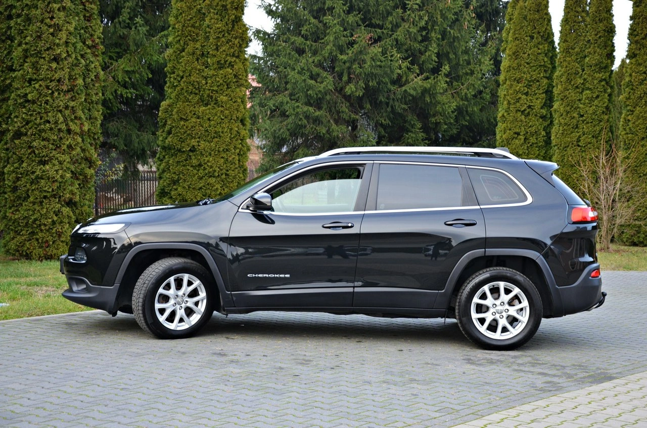 Jeep Cherokee - Zdjęcie 21